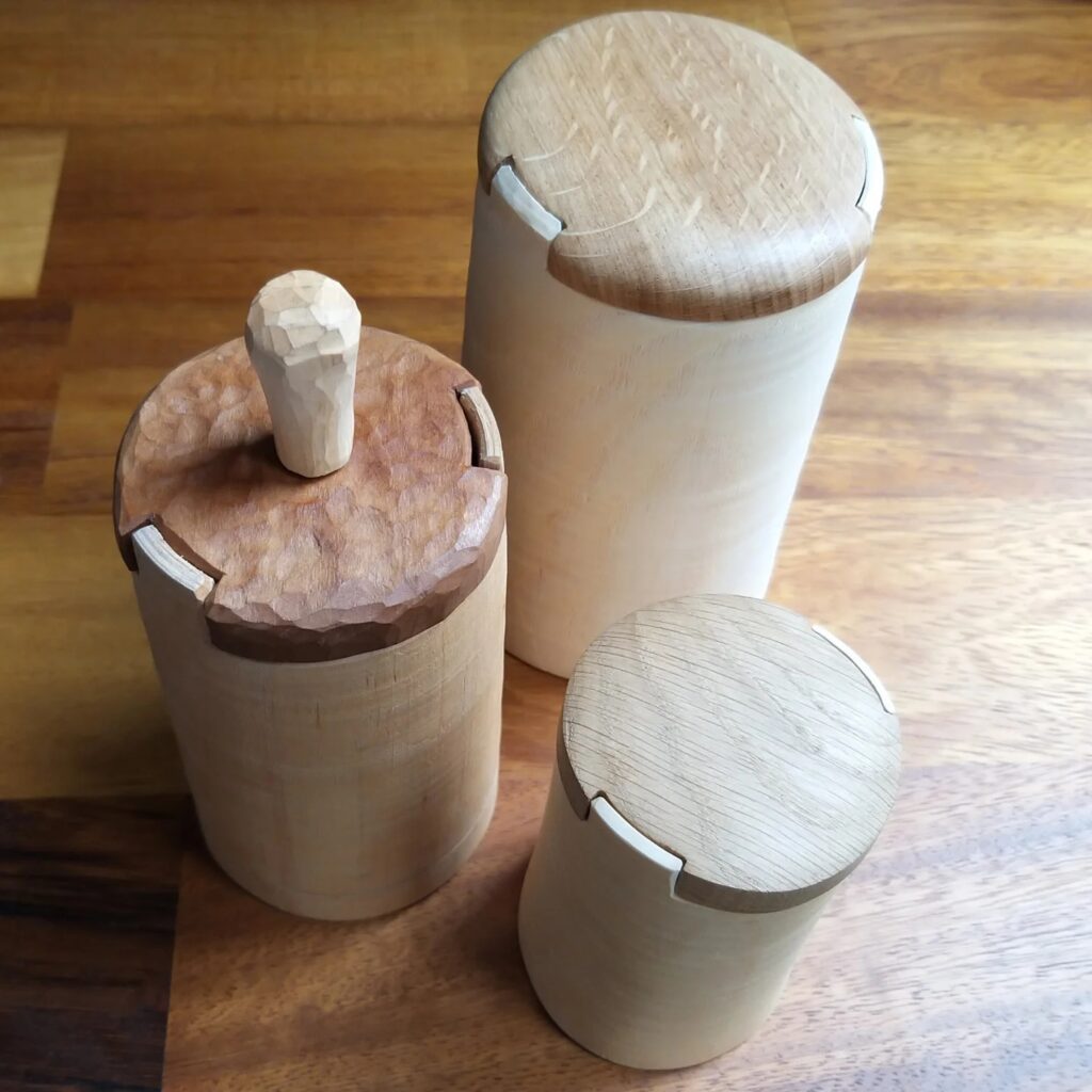 Pic of three shrink pots
Credit D Stovell